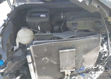 2019 Mercedes-Benz Sprinter 2500 Standard Roof V6 z USA, uszkodzony, nr VIN WD4PF0CD5KT003981